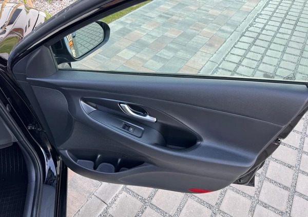 Hyundai I30 cena 54900 przebieg: 67000, rok produkcji 2020 z Gniezno małe 232